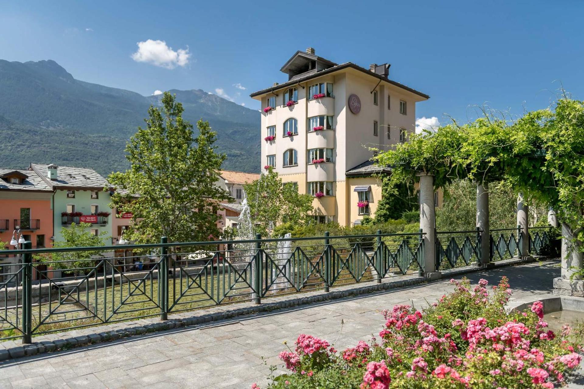 Bijou Hotel Saint-Vincent Luaran gambar